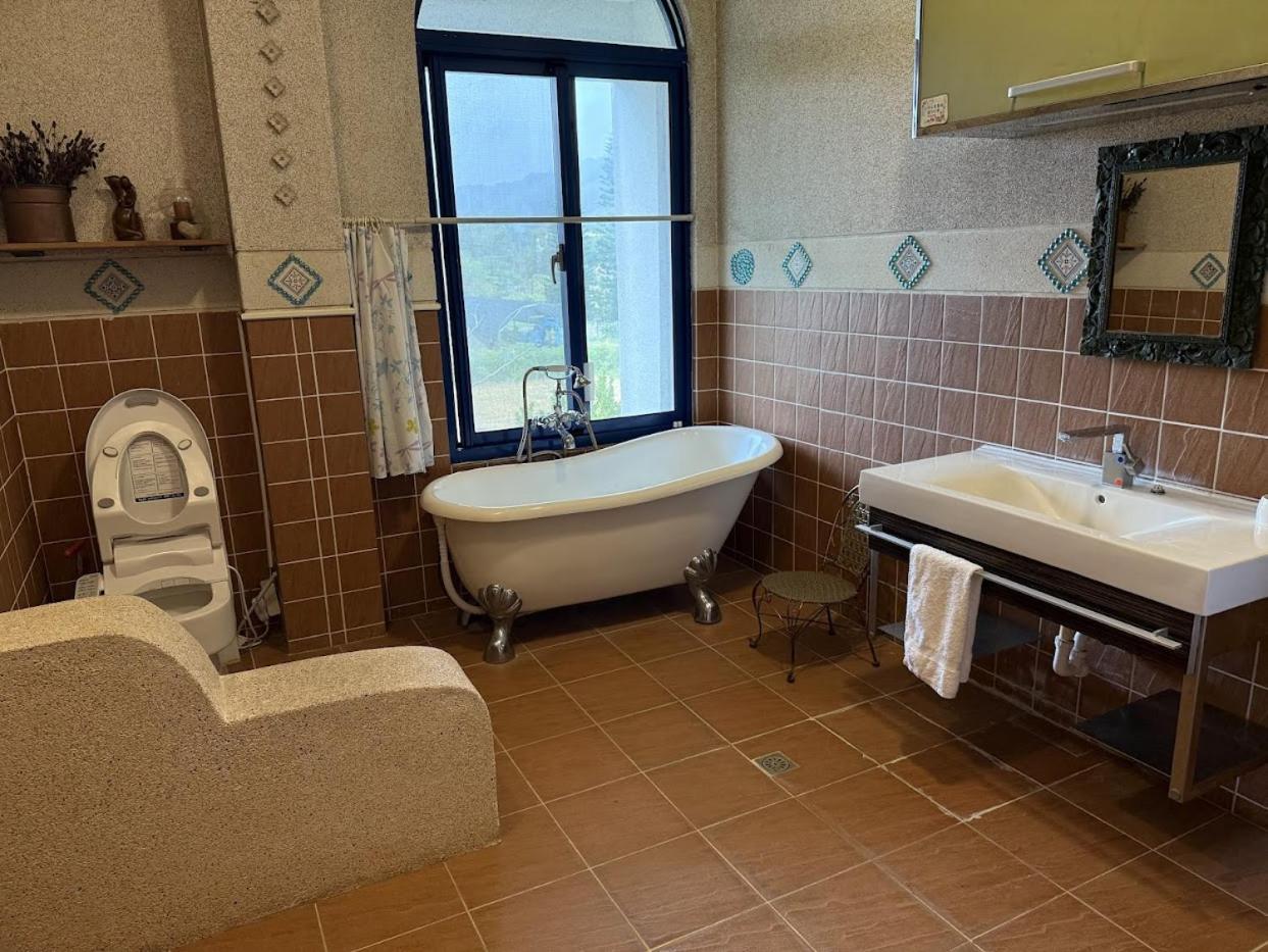 Tuscany Garden B&B Guanxi Экстерьер фото